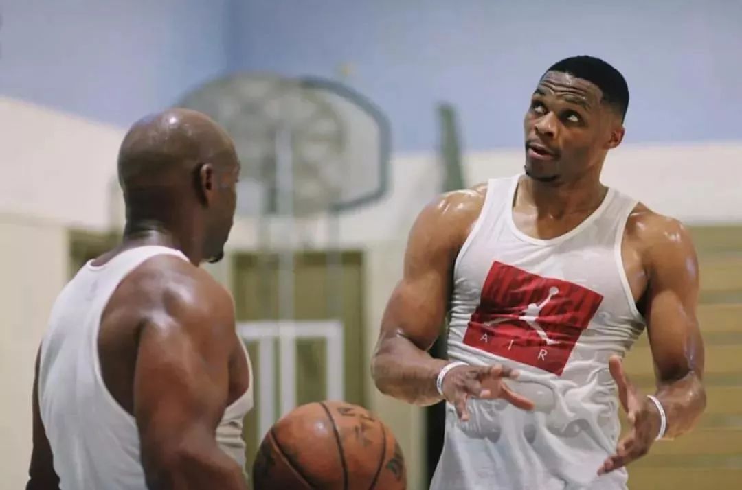 弱化对立叙 弱化对立叙